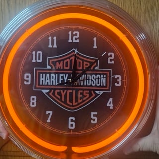 Harley-Davidson neon clock design
