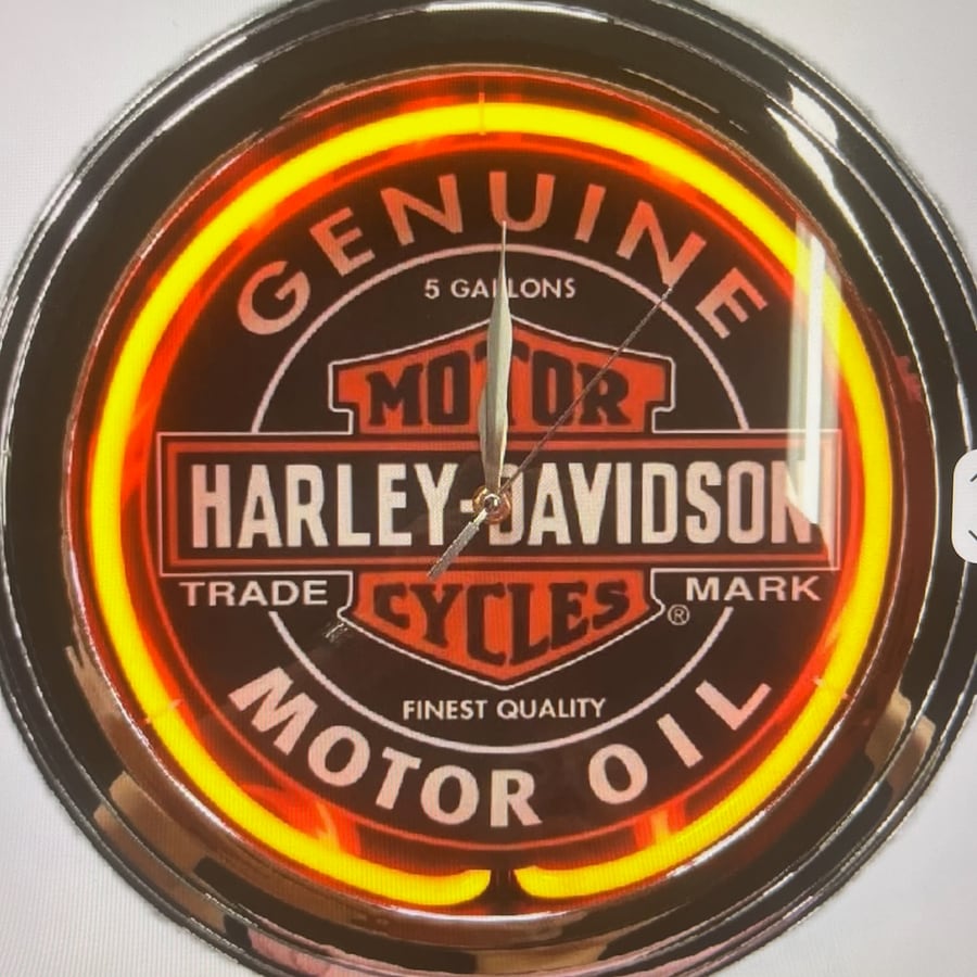Harley-Davidson Motor Oil · orange glow